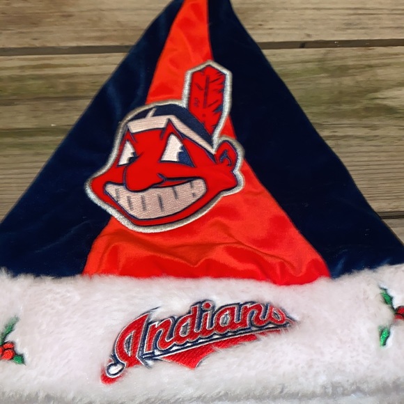 Classic Cleveland Indians Santa Christmas hat. OS. NWOT. - Picture 2 of 6